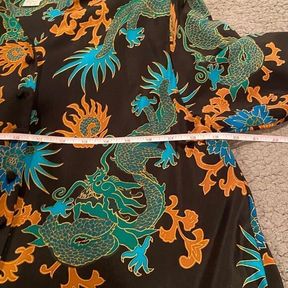 Diane Von Furstenberg 100% Silk Blouse Shirt Size Medium - Picture 8 of 12